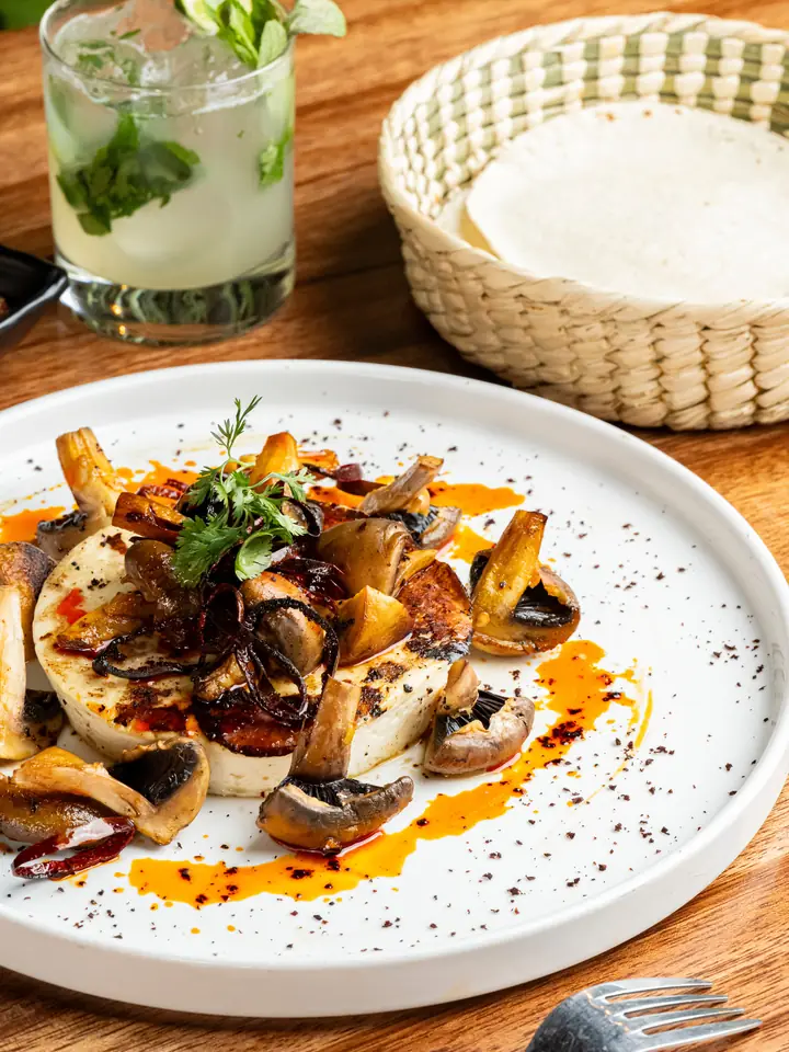 Queso redondo al grill